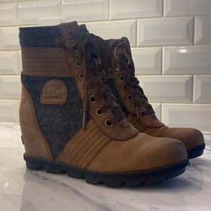 Sorel Lexie Wedge Waterproof Lace-up Ankle Boot - Tobacco Size 10